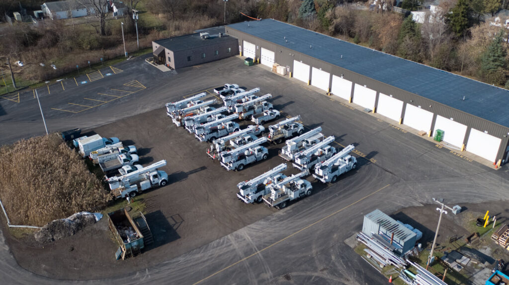 41 2010 390 power group building